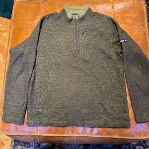 Medium Patagonia Qtr Zip Fleece - Forest Green